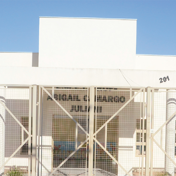 Construção da Creche no Jardim Santo Antônio para atender todas as crianças daquela região.