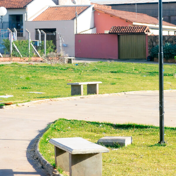 Construção da Praça do Jardim São Paulo “Jácomo Pinheiro”, em parceria com o Governo do Estado.